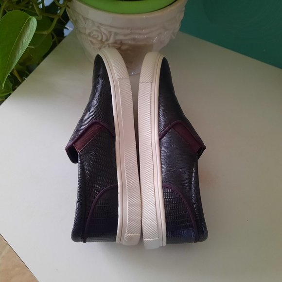 H&M Croc Textured Slip-on Sneakers - Plum Purple - Picture 10 of 16